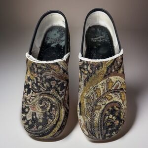 Dansko Professional Comfort Clogs Vegan Shoes Paisley Velvet Tapestry Pattern 39